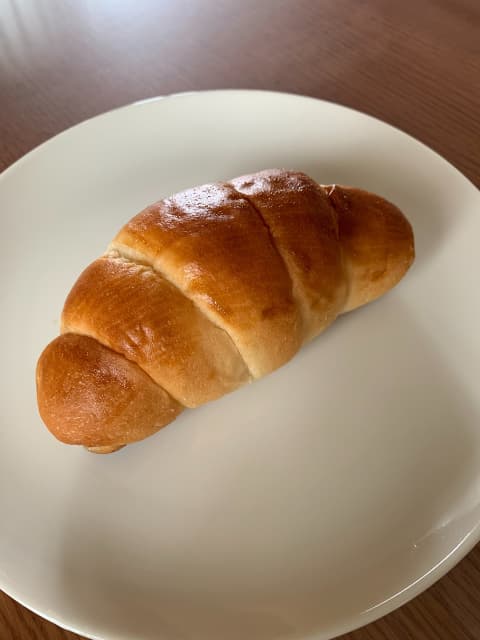 成城石井BAKER塩バターロールパン写真
